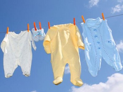 antena Canoa Traición Cuidados para lavar la ropa de tu bebé | Retoucherie de Manuela